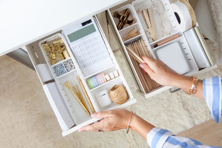 How to make a drawer organizer?
